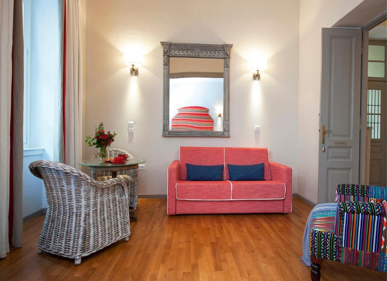 Acropolis Townhouseco Suites Афіни Екстер'єр фото