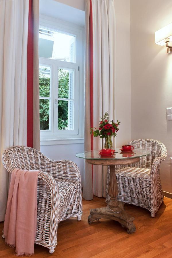 Acropolis Townhouseco Suites Афіни Екстер'єр фото